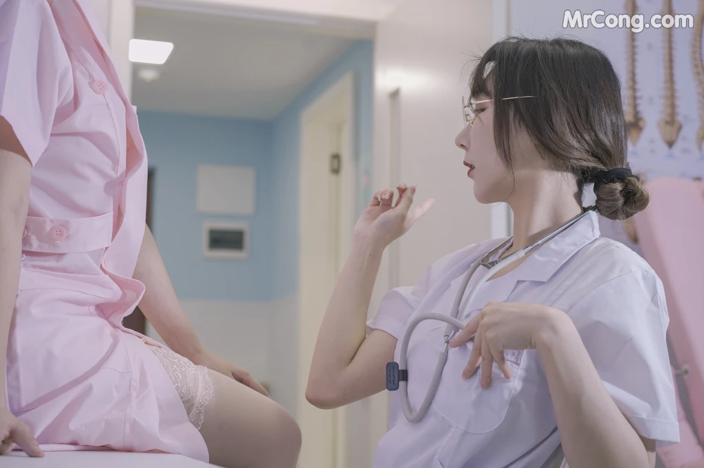 Coser@云溪溪 (Yunx1x1) Vol.030: 奶桃 N47医护 (80 photos + 1 video) – Page 3