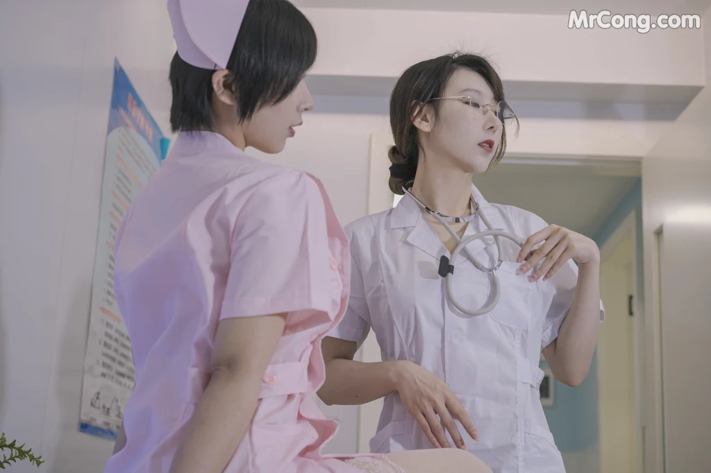 Coser@云溪溪 (Yunx1x1) Vol.030: 奶桃 N47医护 (80 photos + 1 video) – Page 3