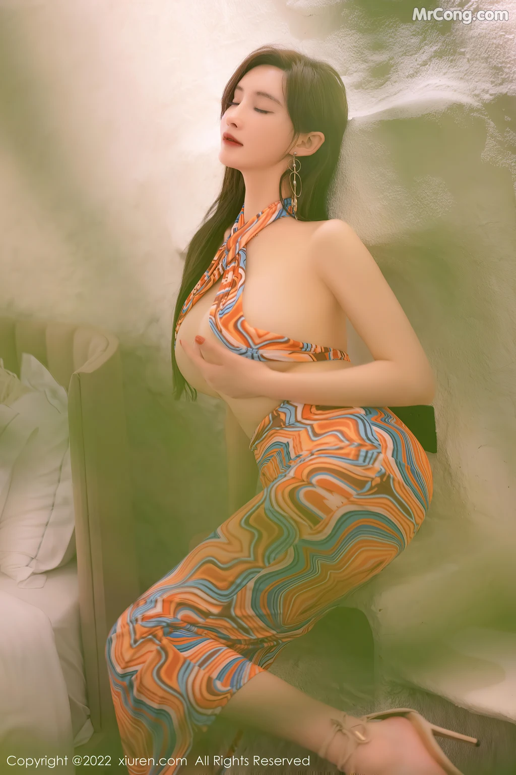 XIUREN No.5398: 奶瓶土肥圆矮挫丑黑穷 (72 photos)
