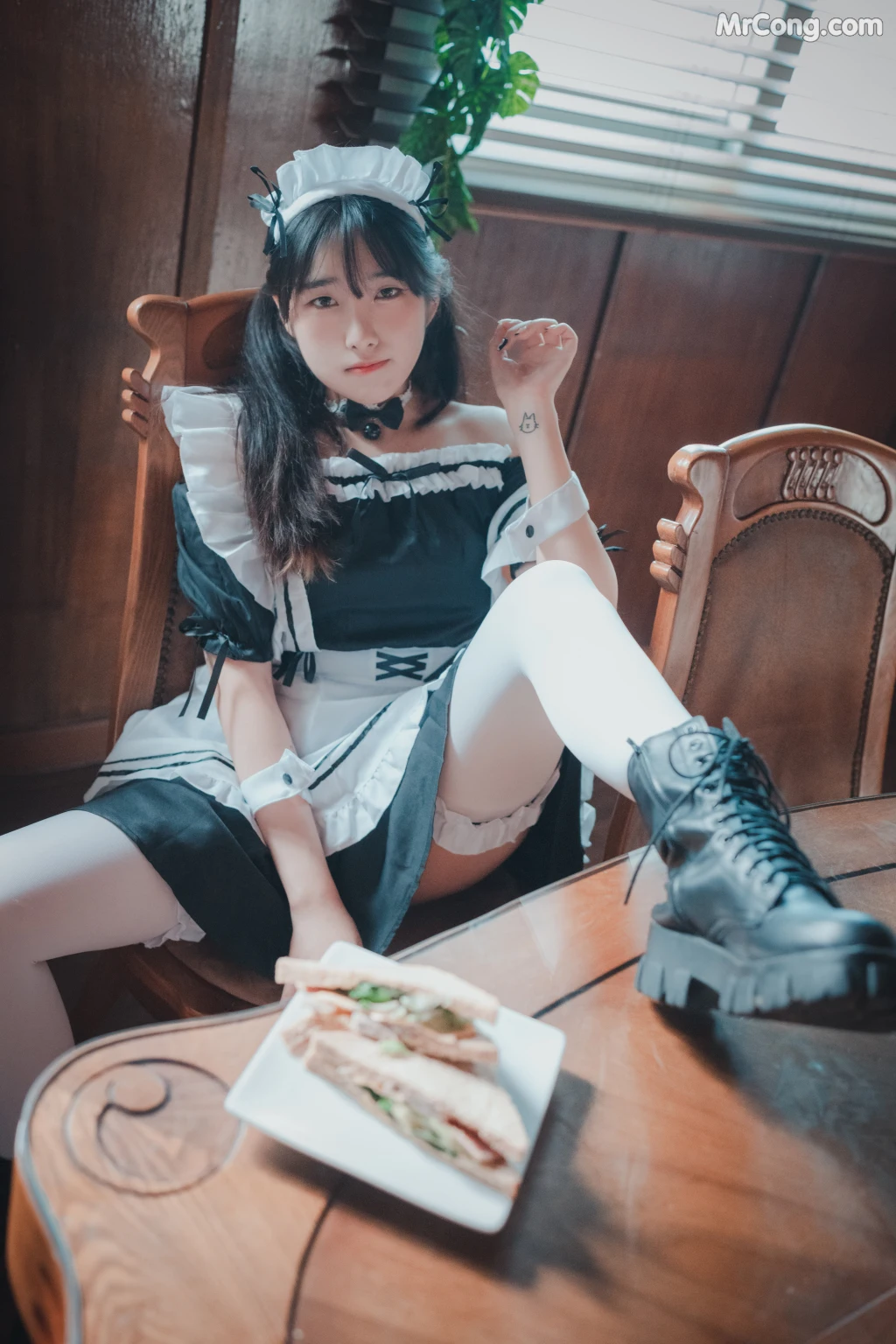 DJAWA Photo – Sonson (손손): “Maid Mansion Nº6” (+S.Ver) (129 photos) – Page 3