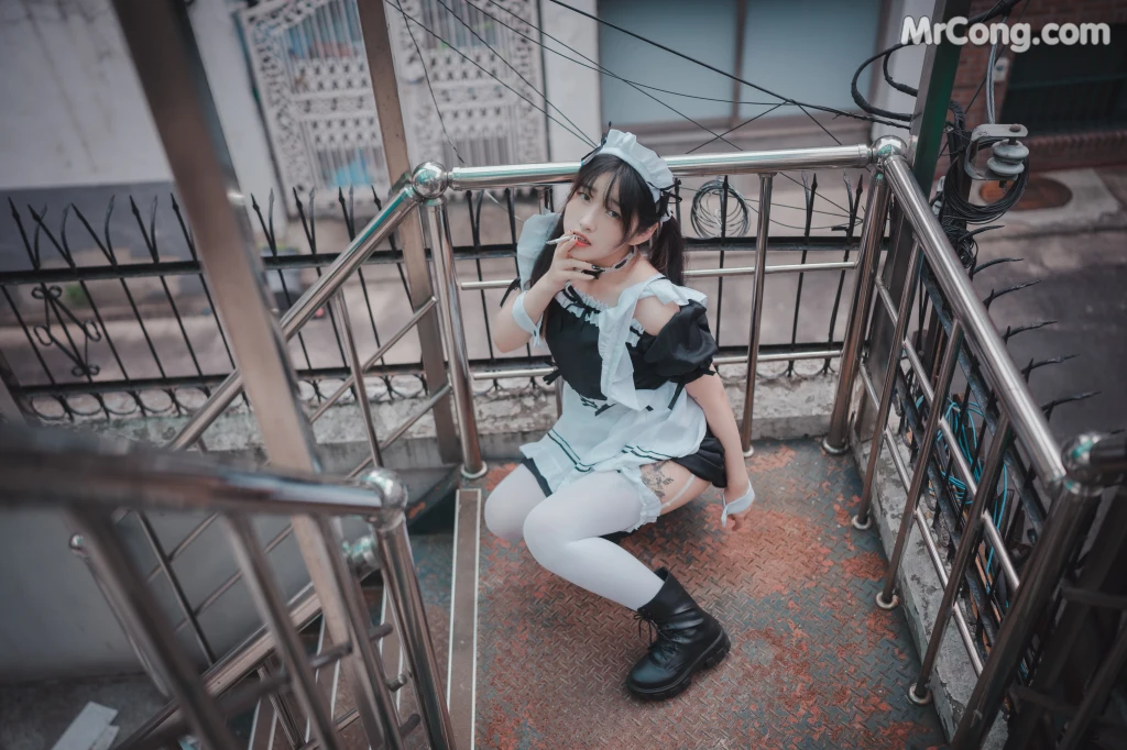 DJAWA Photo – Sonson (손손): “Maid Mansion Nº6” (+S.Ver) (129 photos) – Page 6