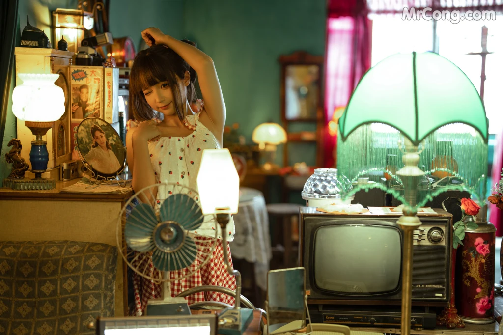 Coser@蠢沫沫 (chunmomo): 红格子 (Red Box) (118 photos) – Page 2
