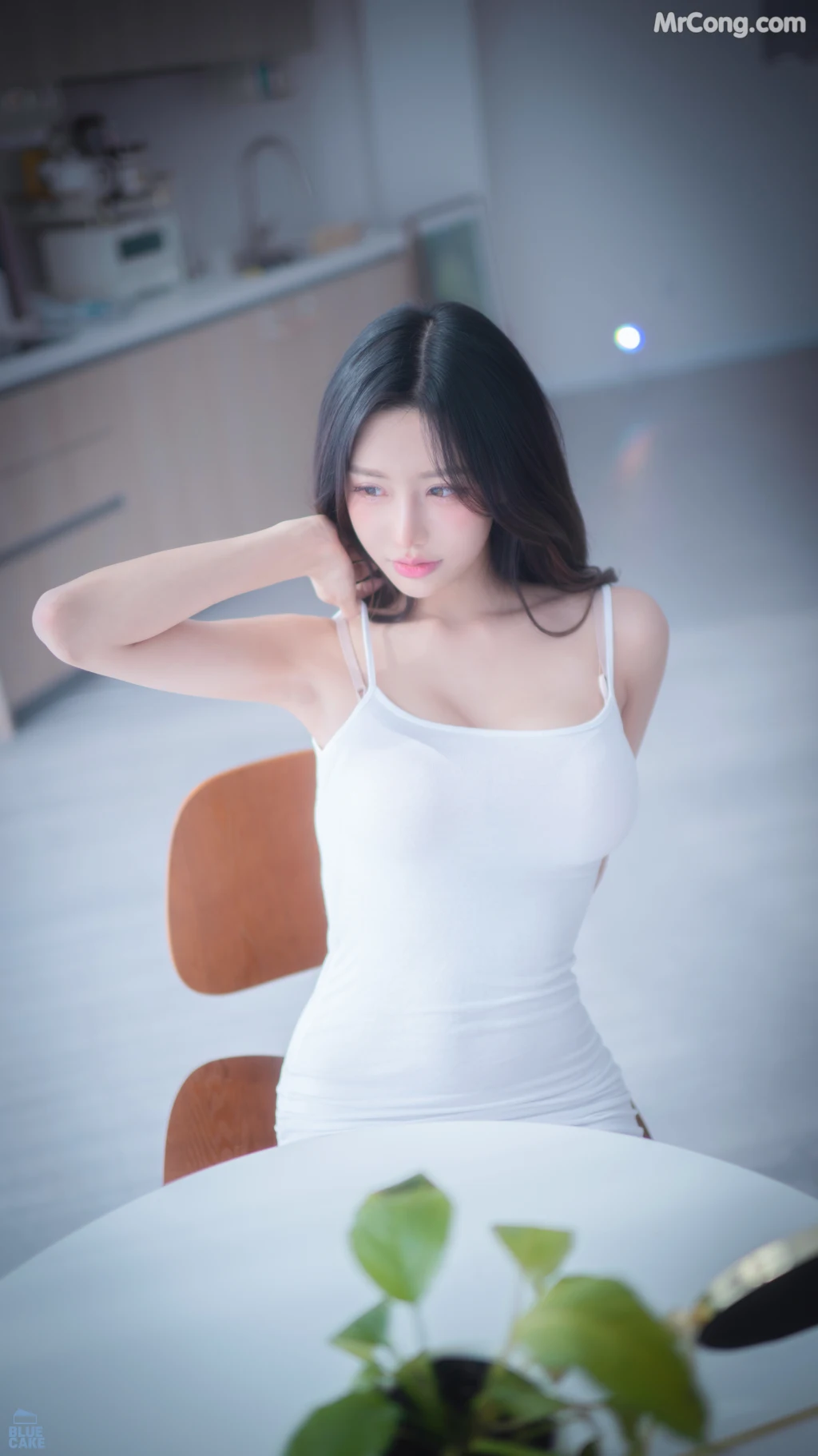 [BLUECAKE] YeonYu (연유): Real Boob (RED.Ver) (190 photos + 1 video)