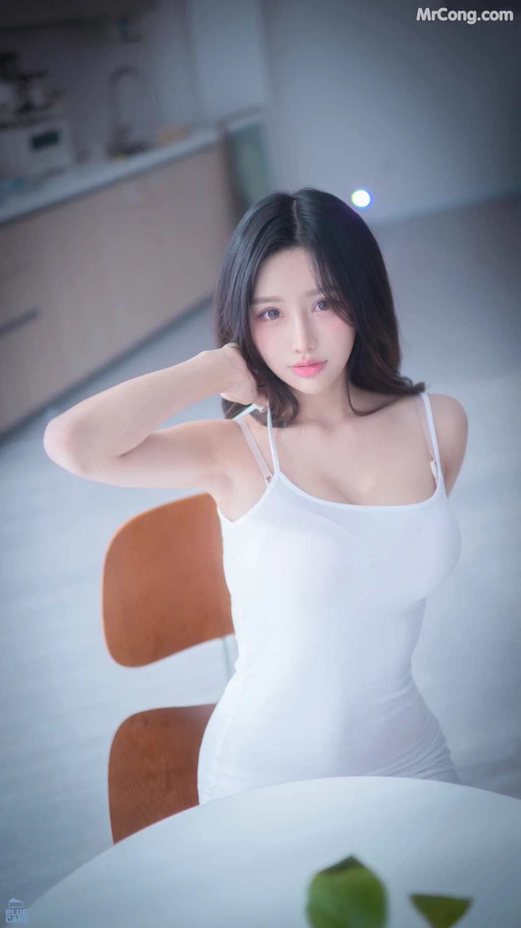 [BLUECAKE] YeonYu (연유): Real Boob (RED.Ver) (190 photos + 1 video)