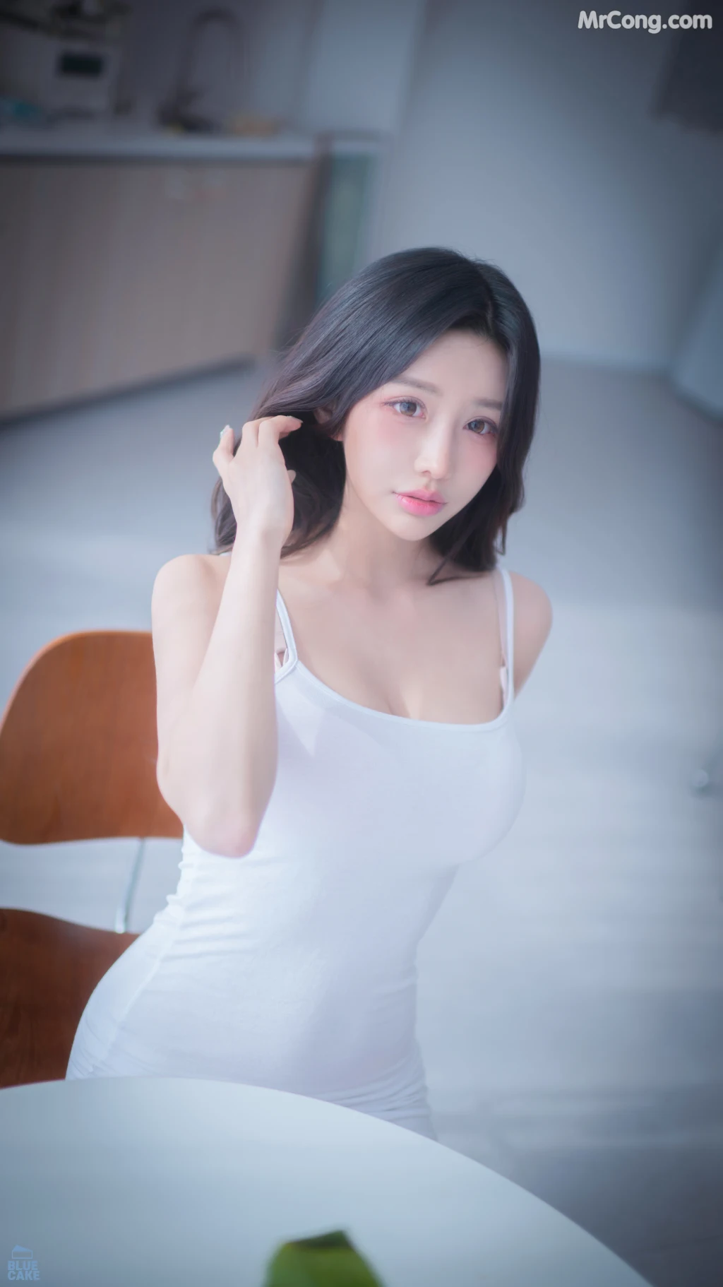 [BLUECAKE] YeonYu (연유): Real Boob (RED.Ver) (190 photos + 1 video)
