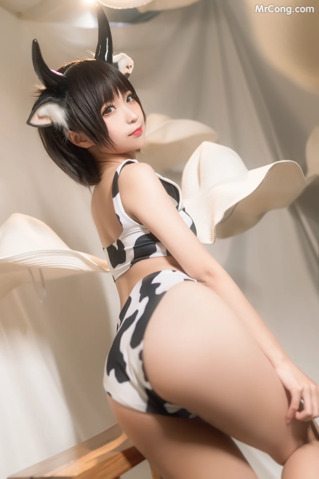 Coser@蠢沫沫 (chunmomo) Vol.081: 花花牛 (40 photos) – Page 2