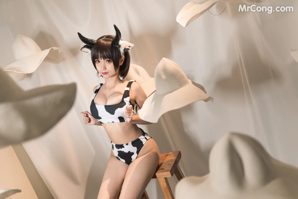 Coser@蠢沫沫 (chunmomo) Vol.081: 花花牛 (40 photos) – Page 4