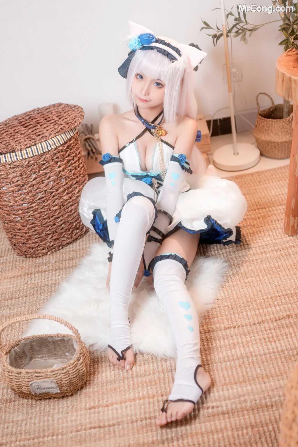 Coser@蠢沫沫 (chunmomo) Vol.083: 香子兰 (44 photos) – Page 4