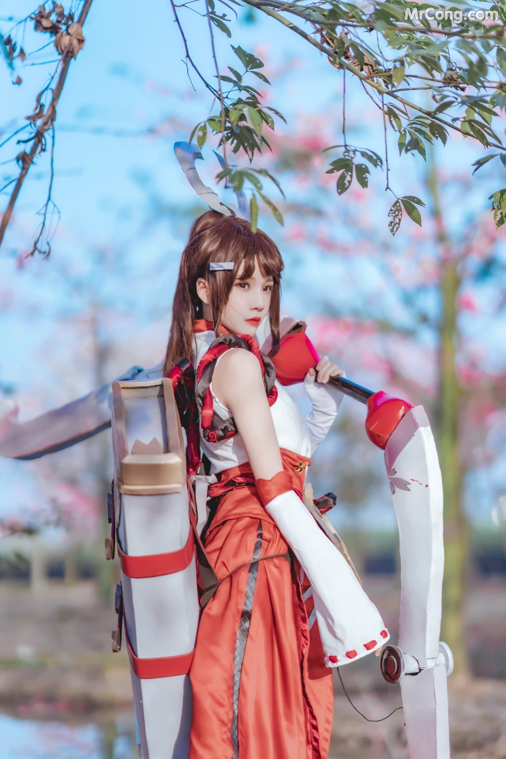 Coser@桜桃喵 Vol.134: 花见巫女 (32 photos) – Page 2