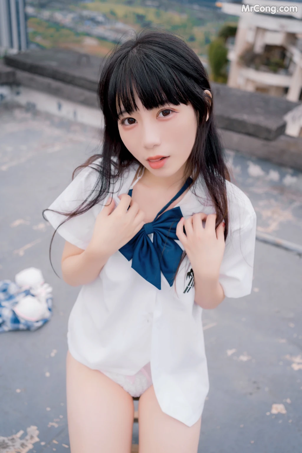 Coser@usejan蓝蓝 Vol.002: 等风来 (42 photos)